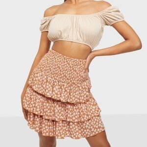 Y.A.S. Yas Lura Mini Skirt Smocked Tiered Ruffle Floral Flowy Orange White Small